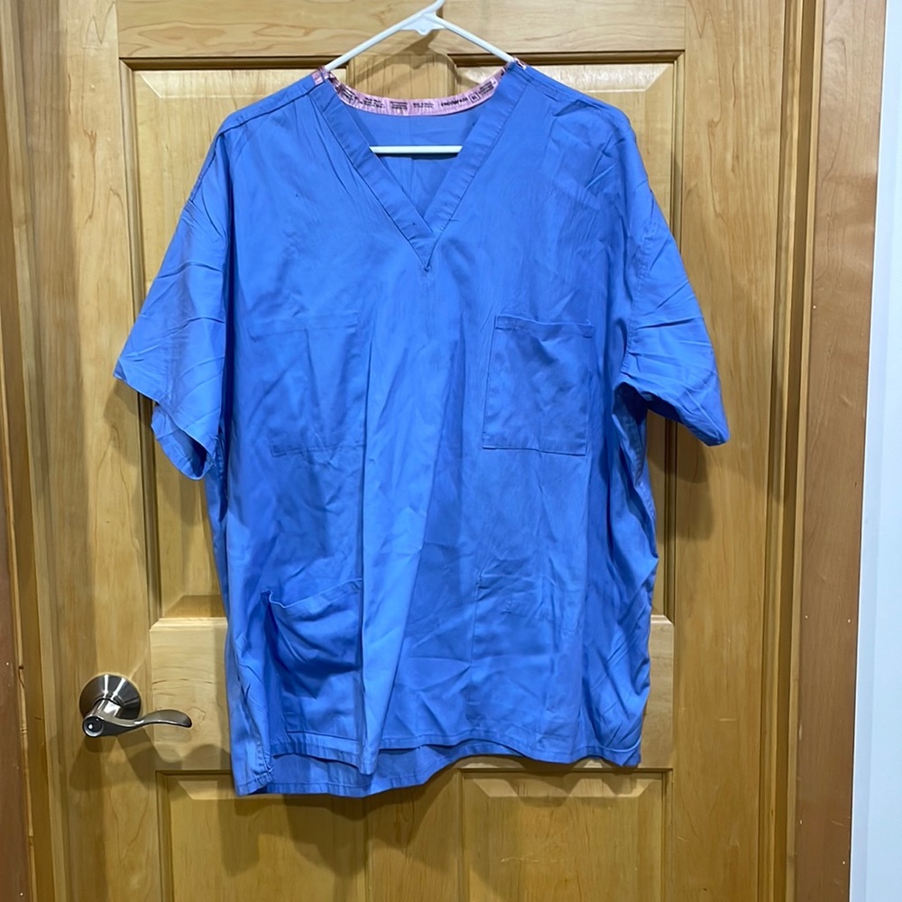 BOGO Blue hospital scrub top XL encompass